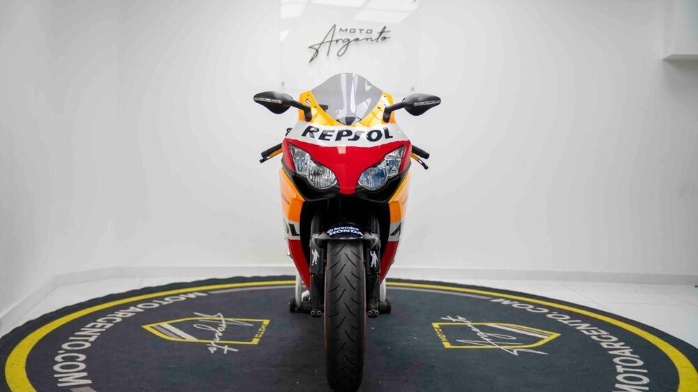 Honda CBR 1000 RR Fireblade (2008 - 11) (8)