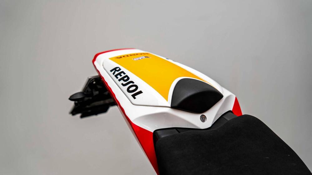 Honda CBR 1000 RR Fireblade (2008 - 11) (10)