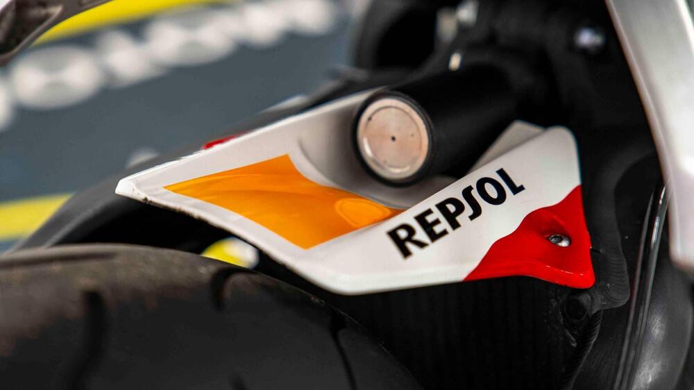 Honda CBR 1000 RR Fireblade (2008 - 11) (15)