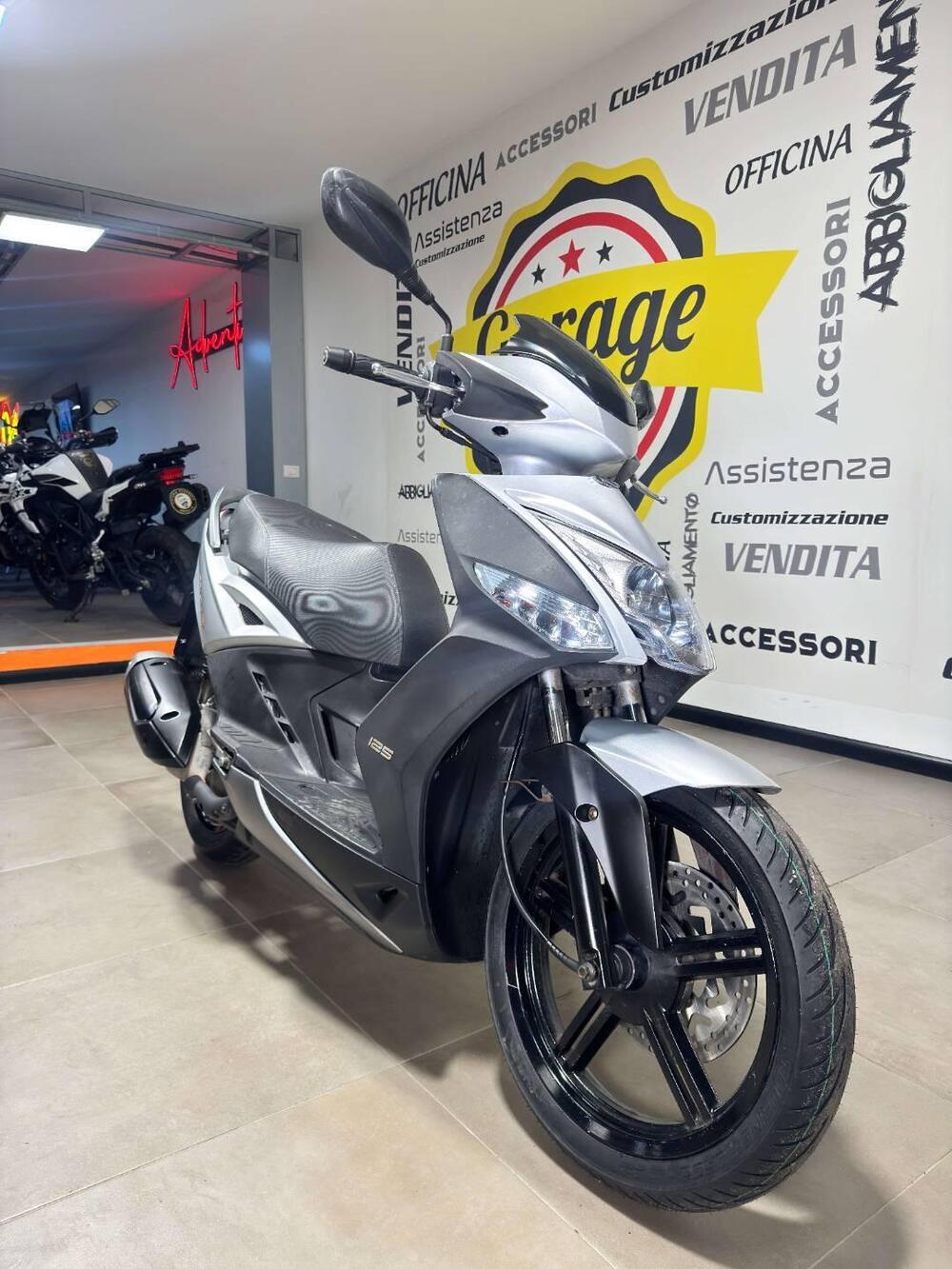 Kymco Agility 125 R16 + (2015 - 17) (2)