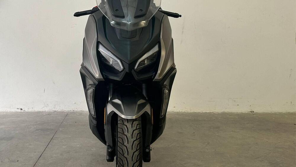 QJ Motor Fort 350 (2024) (4)