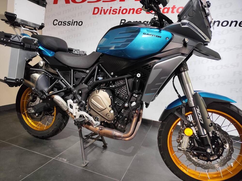 QJ Motor SRT 700 X (2024 - 25) (3)