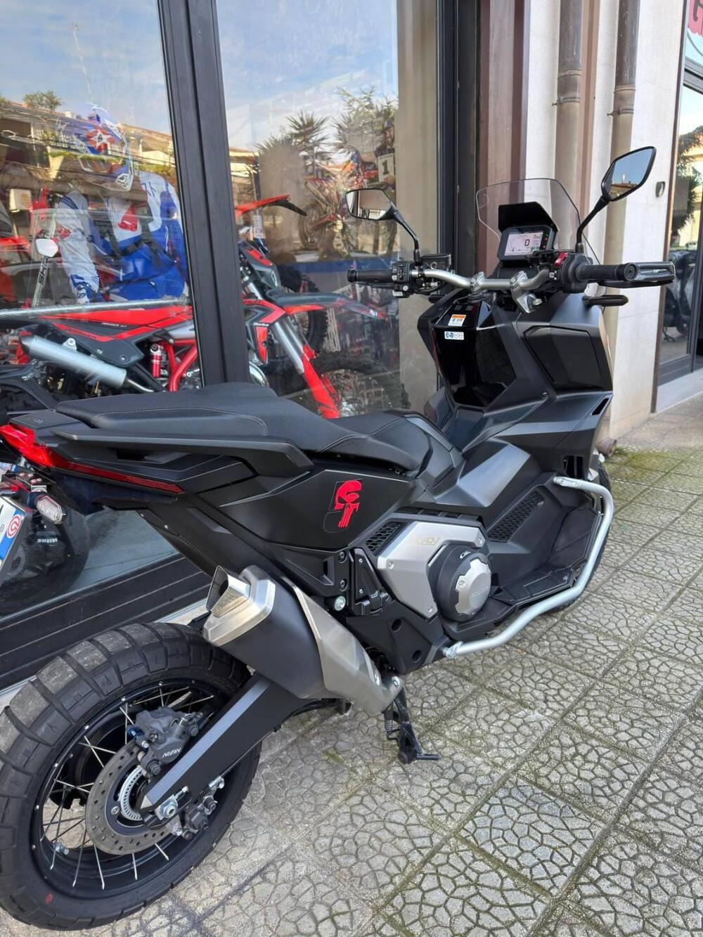 Honda X-ADV 750 (2025 - 26) (3)