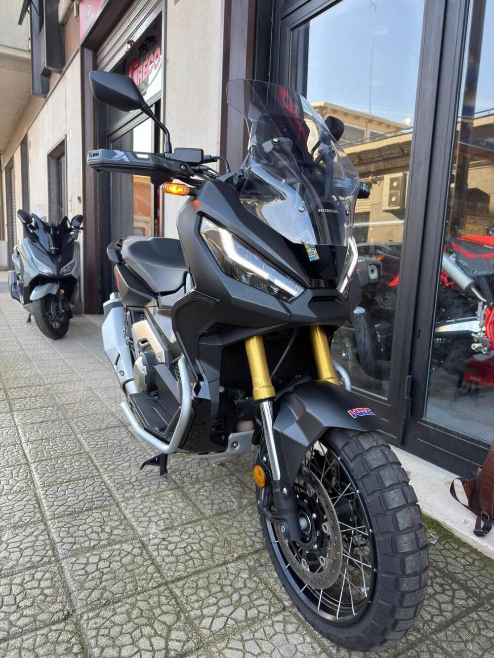 Honda X-ADV 750 (2025 - 26) (2)