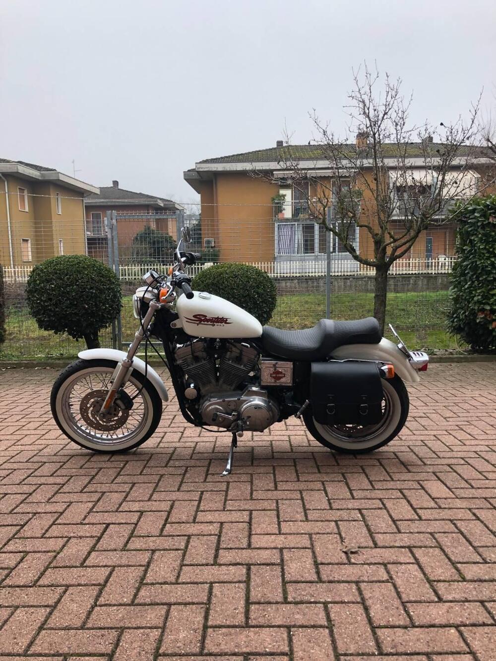 Harley-Davidson 883 Hugger (1994 - 00) - XLH