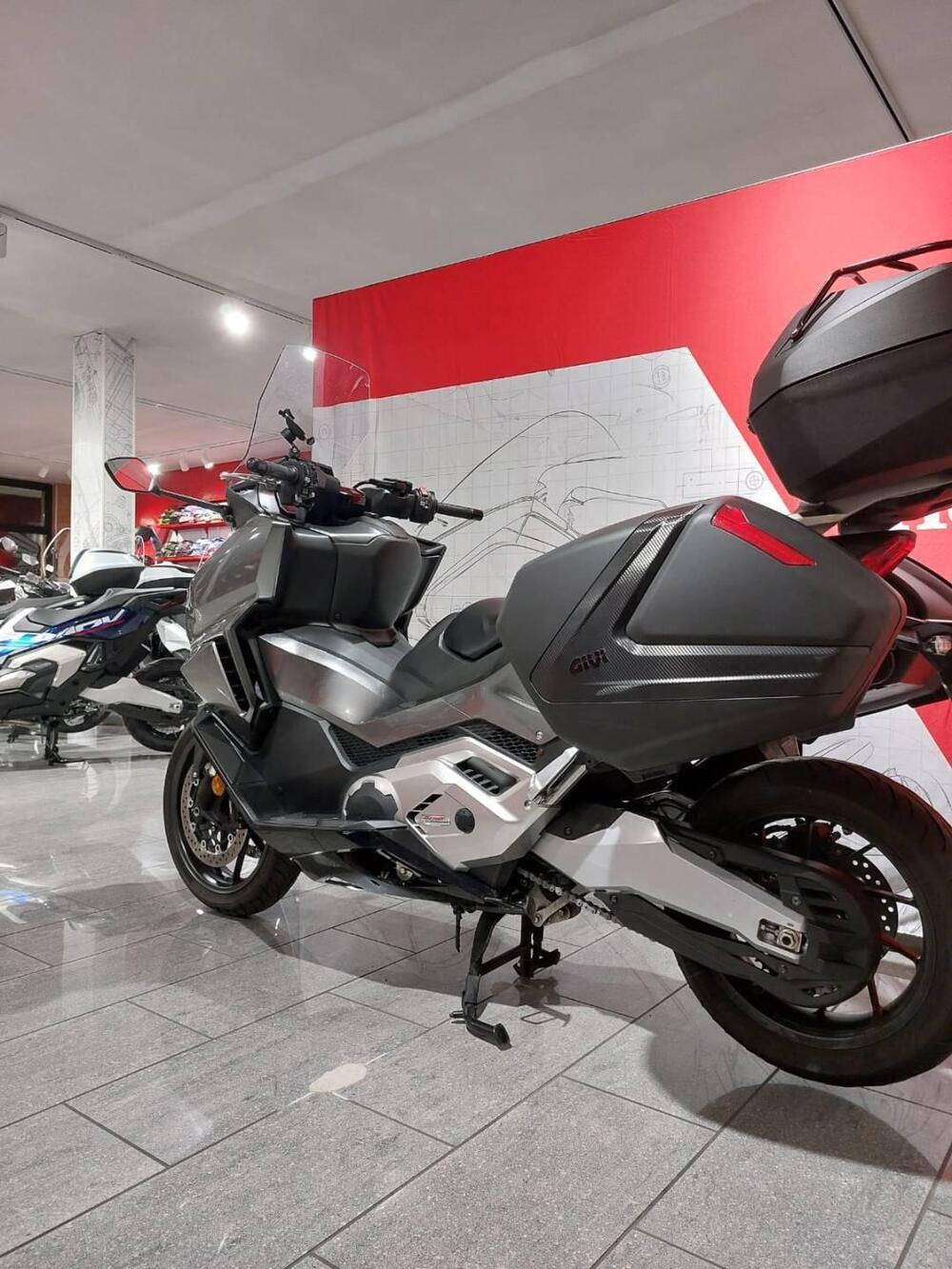 Honda Forza 750 DCT (2021 - 24) (7)