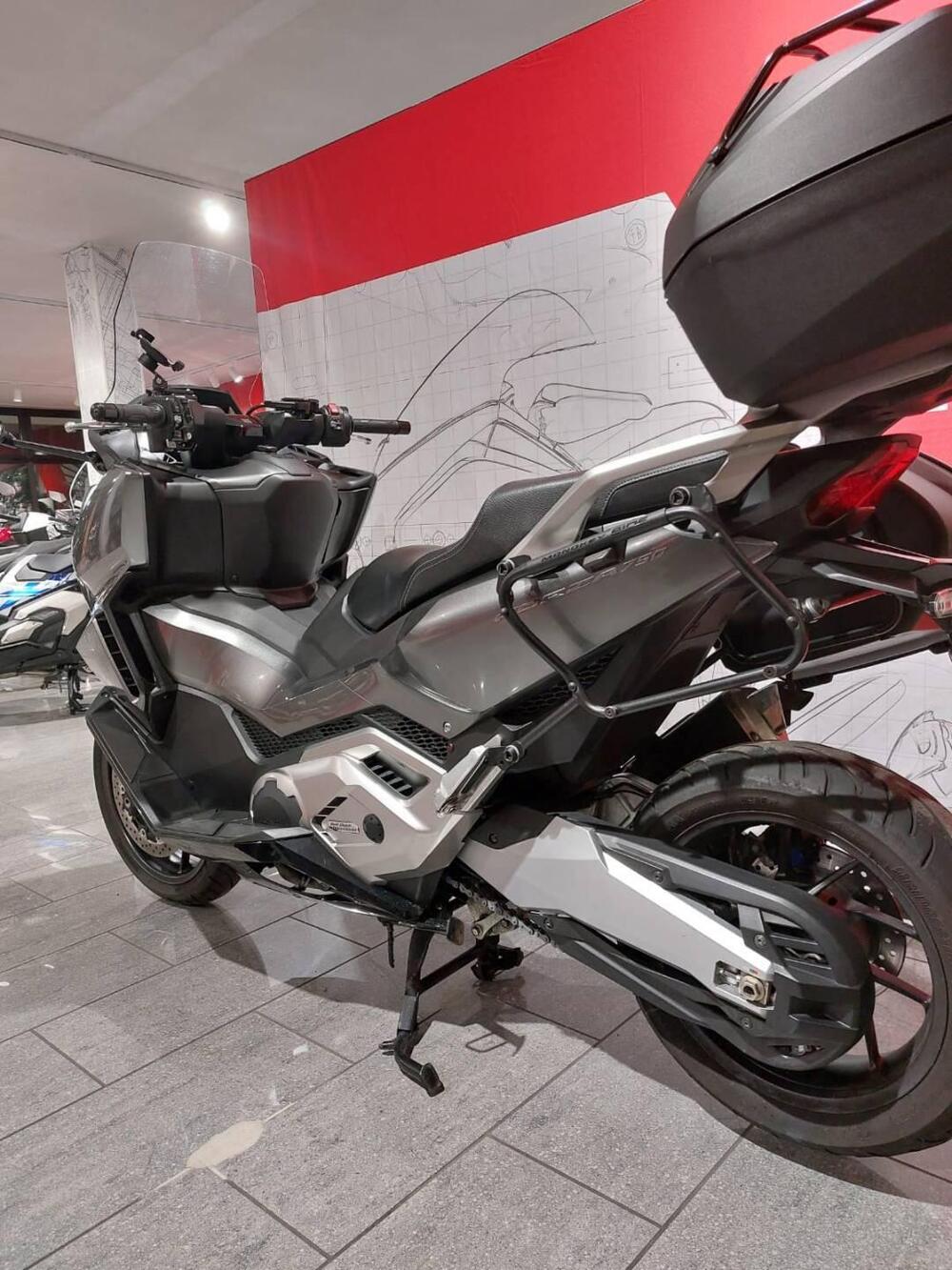 Honda Forza 750 DCT (2021 - 24) (8)