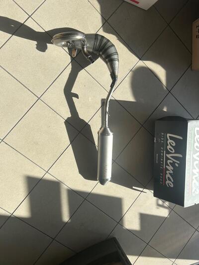 scarico completo Leovince per beta 50 dal 2018 al