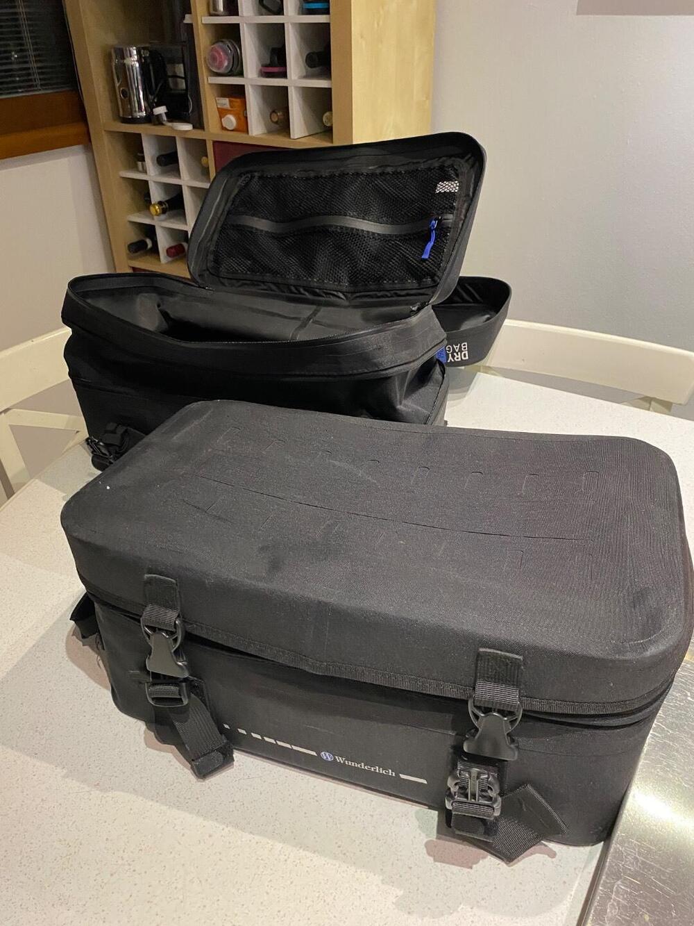 Vendo: nuove 2 borse aggiuntive laterali Wunderl Wunderlich GmbH (2)