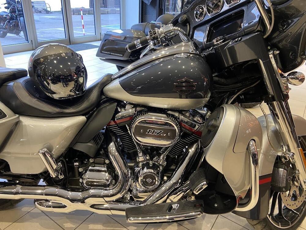 Harley-Davidson 117 Street Glide (2018 - 20) - FLHXSE (5)