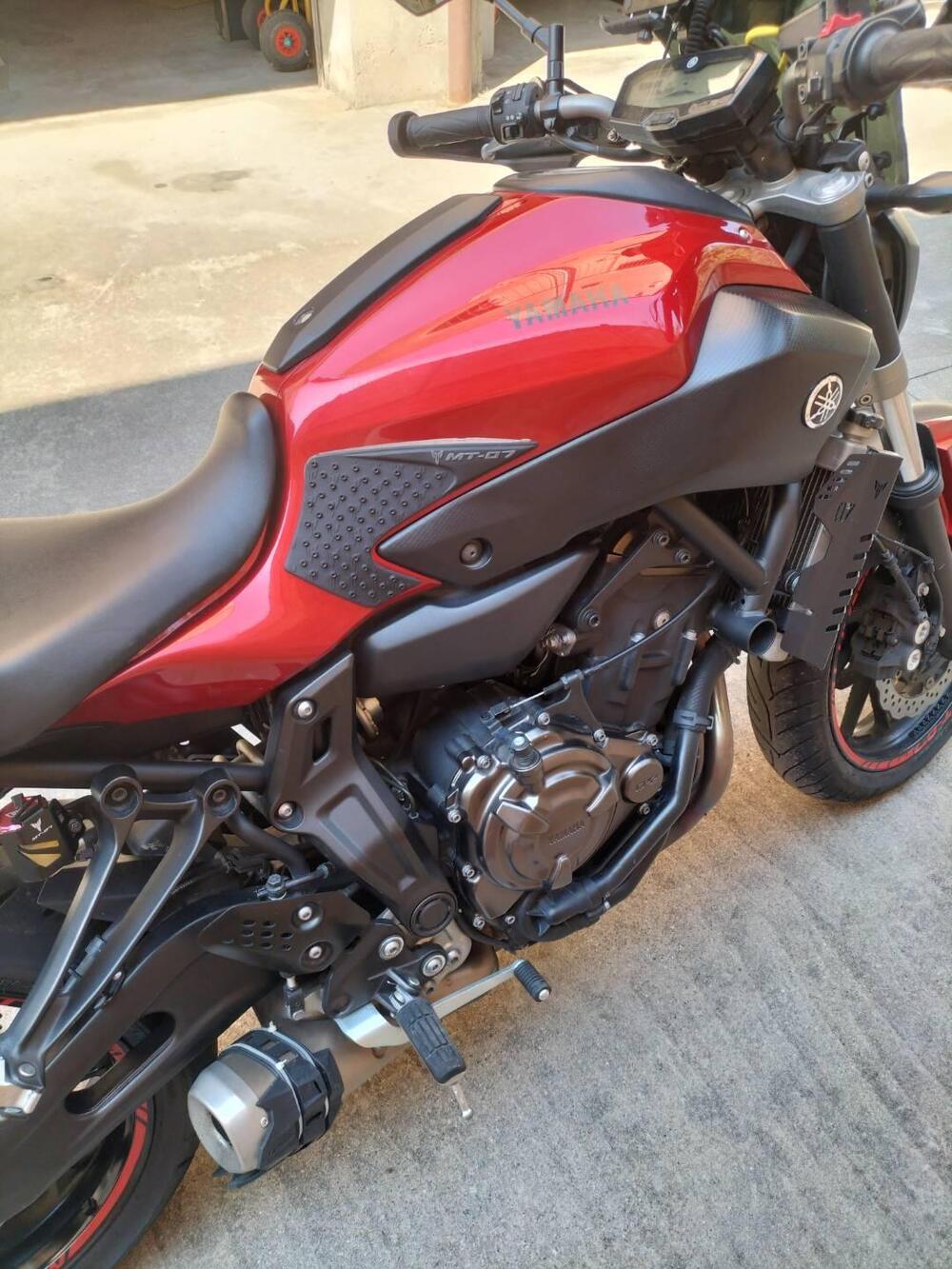 Yamaha MT-07 (2014 - 16) (2)