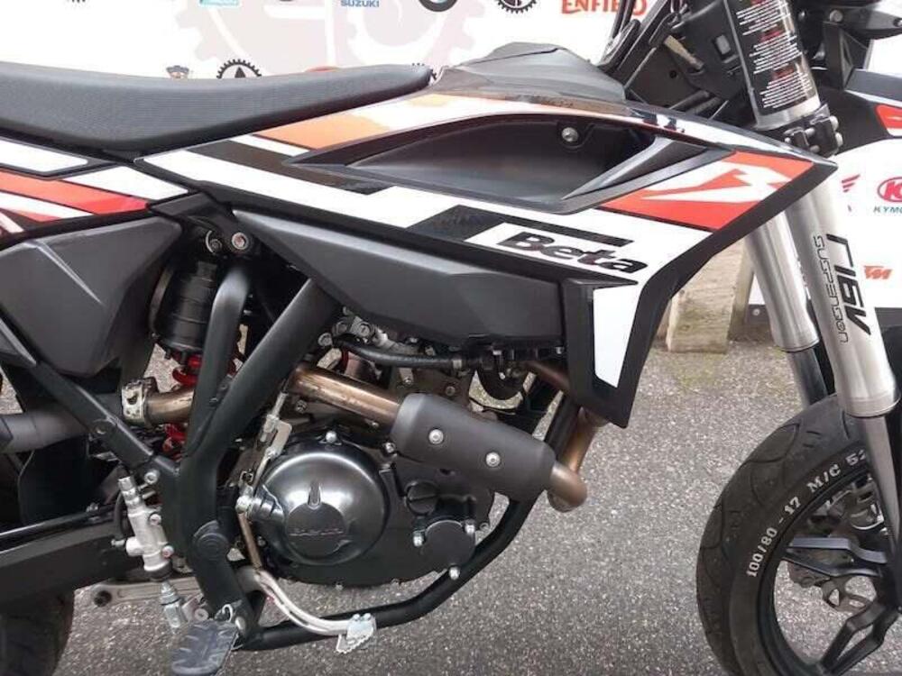 Betamotor RR 125 4T Motard LC (2021 - 23) (5)