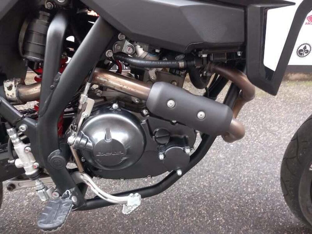 Betamotor RR 125 4T Motard LC (2021 - 23) (6)