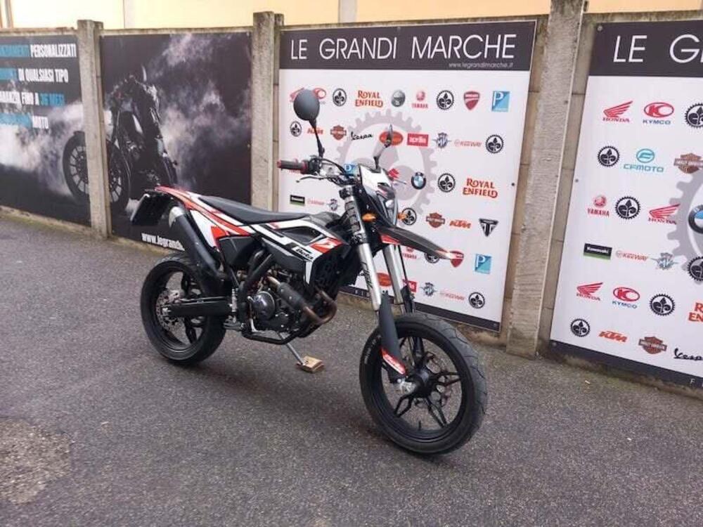 Betamotor RR 125 4T Motard LC (2021 - 23) (9)