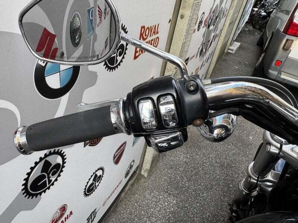 Harley-Davidson 883 Custom (2001 - 05) - XL 53C (16)