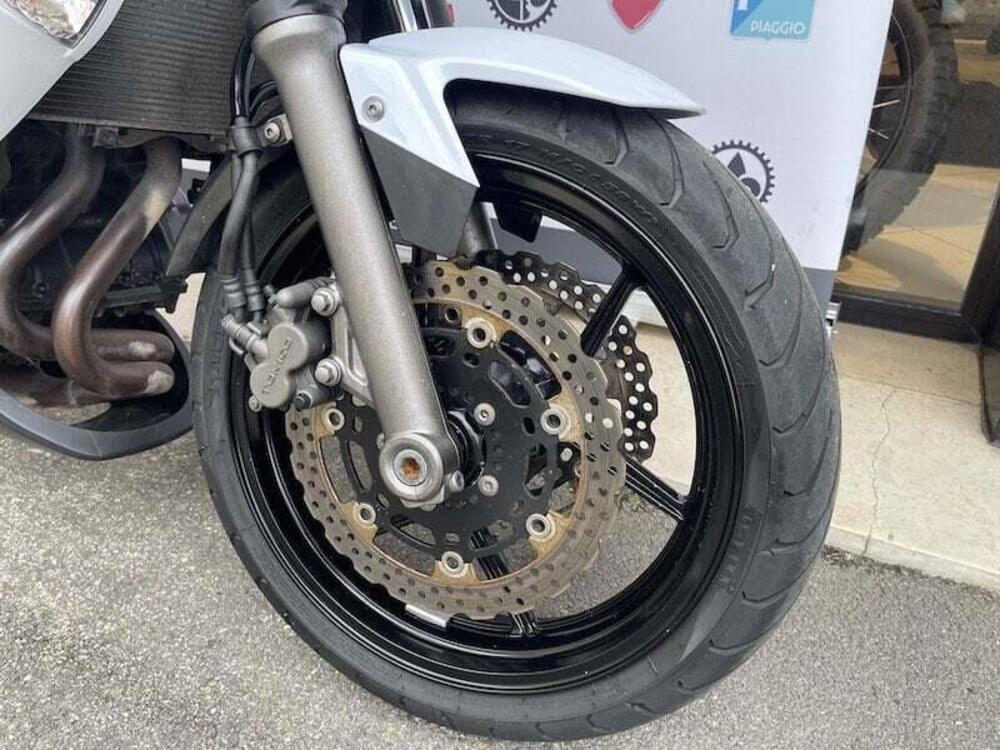 Kawasaki ER-6N (2009 - 11) (19)