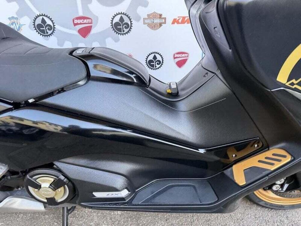 Yamaha T-Max 530 DX (2017 - 19) (7)