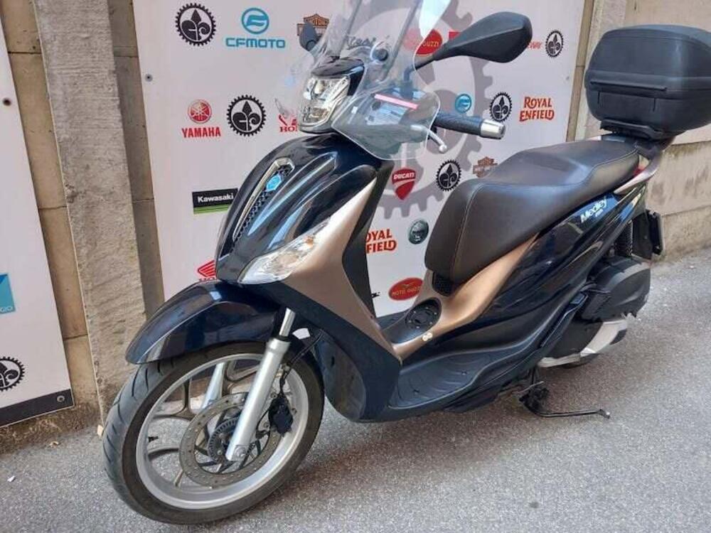 Piaggio Medley 150 ABS (2021 - 25) (17)