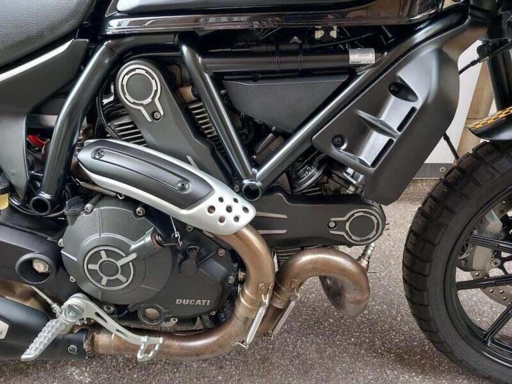 Ducati Scrambler 800 Full Throttle (2017 - 21) (4)