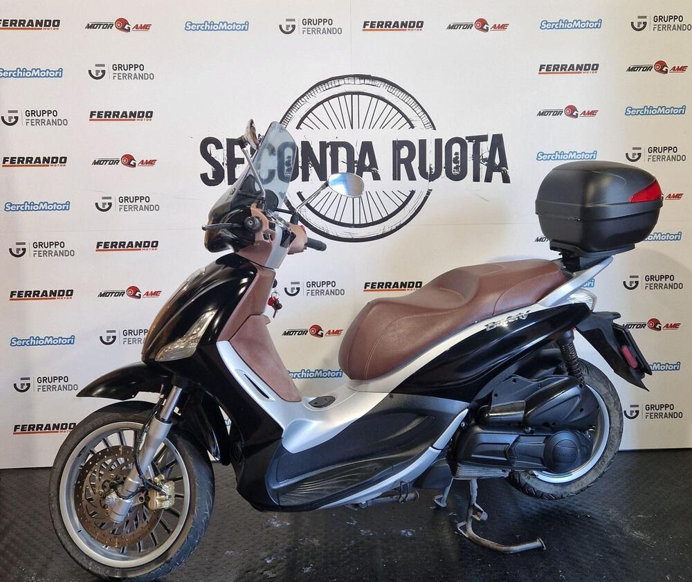 Piaggio Beverly 300 i.e. ABS-ASR (2016 - 20) (4)