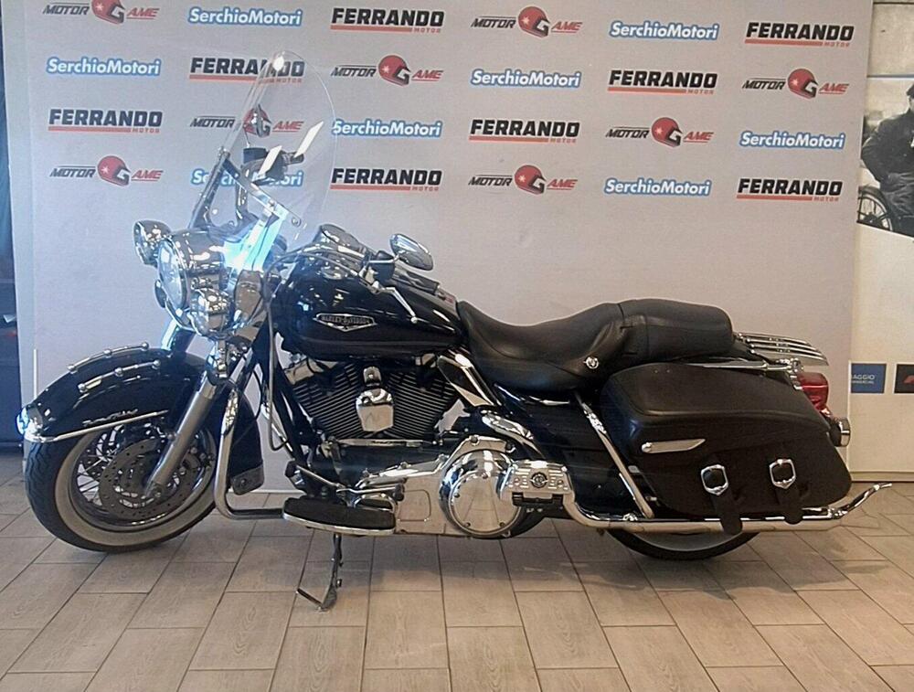 Harley-Davidson 1584 Road King Classic (2007 - 10) - FLHRC (2)