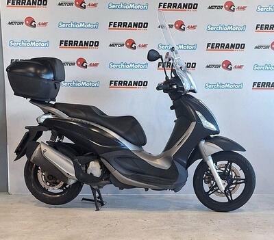Piaggio Beverly 350 SportTouring ie ABS (2011 - 17) usata