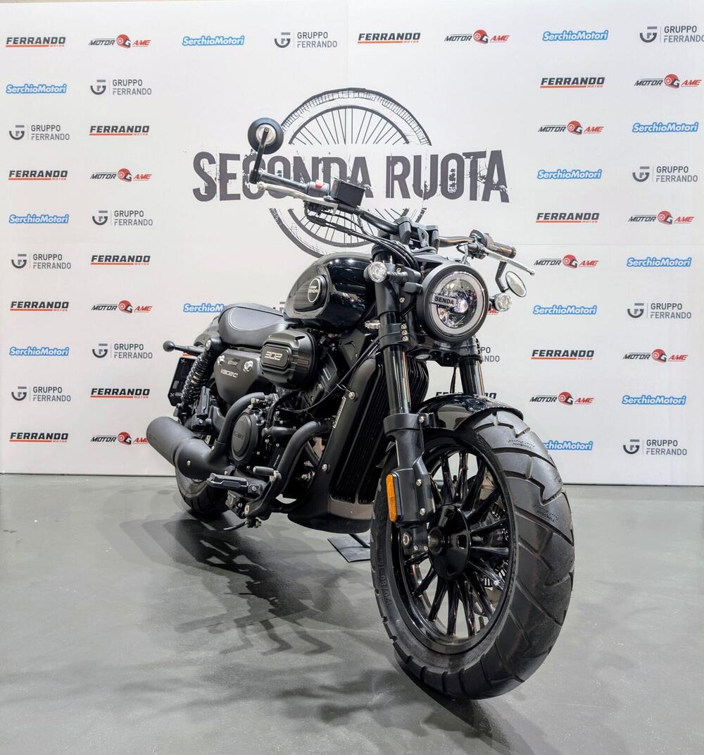 Keeway Motor V302 C (2022 - 26) (2)