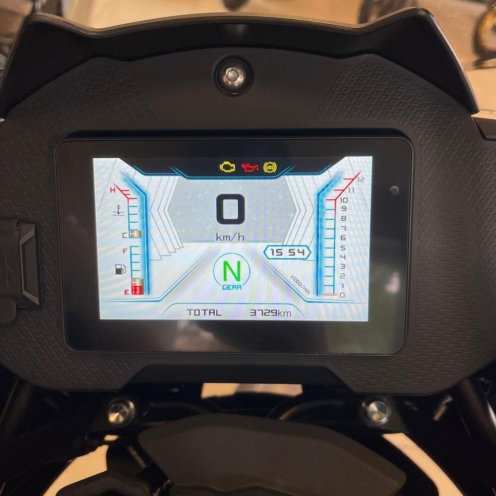 QJ Motor SRT 700 S (2025 - 26) (2)