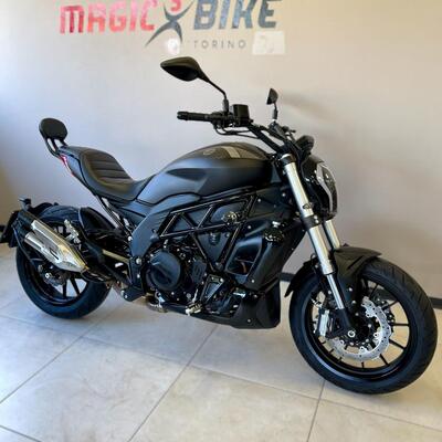 Benelli 502 C (2019 - 20) usata