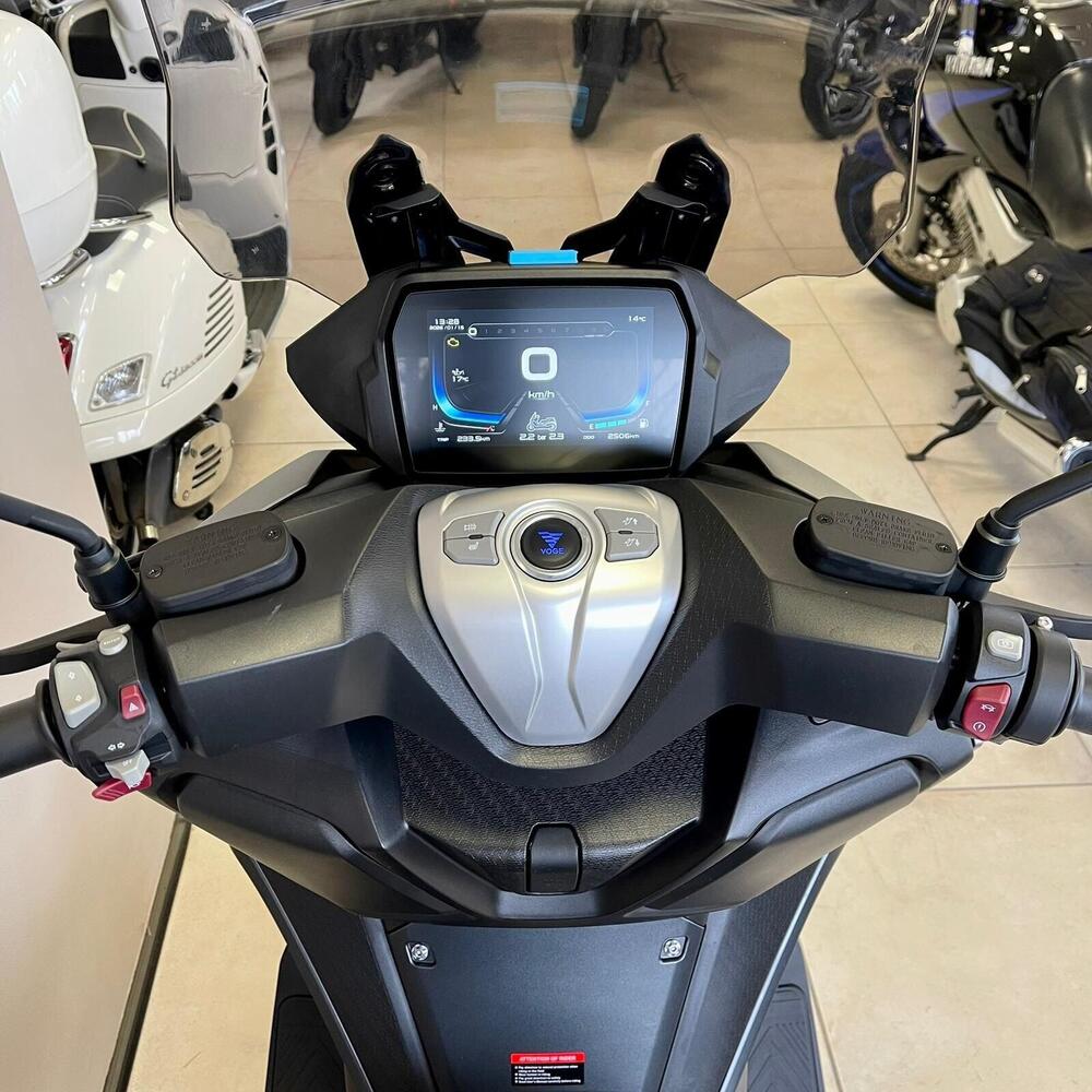 Voge Sfida SR4 MAX (2024 - 26) (3)