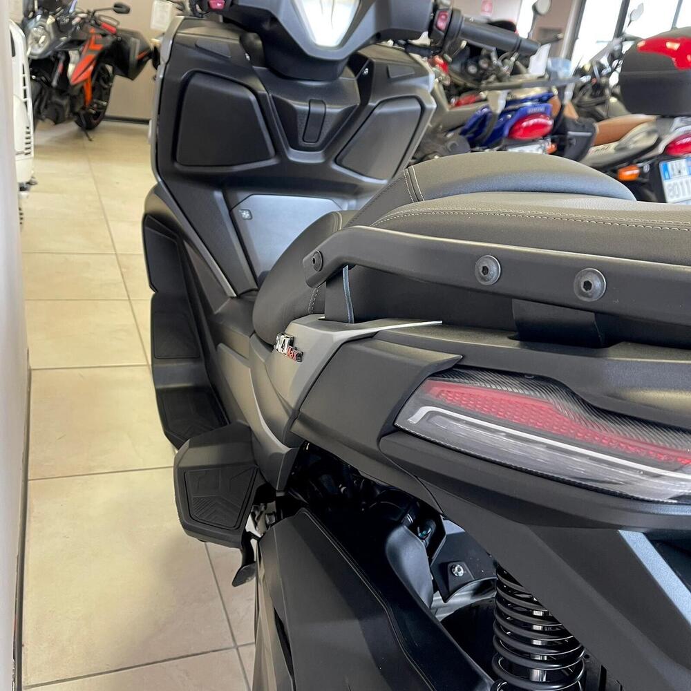 Voge Sfida SR4 MAX (2024 - 26) (9)