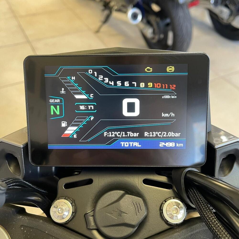 QJ Motor SRK 125 S (2025 - 26) (2)