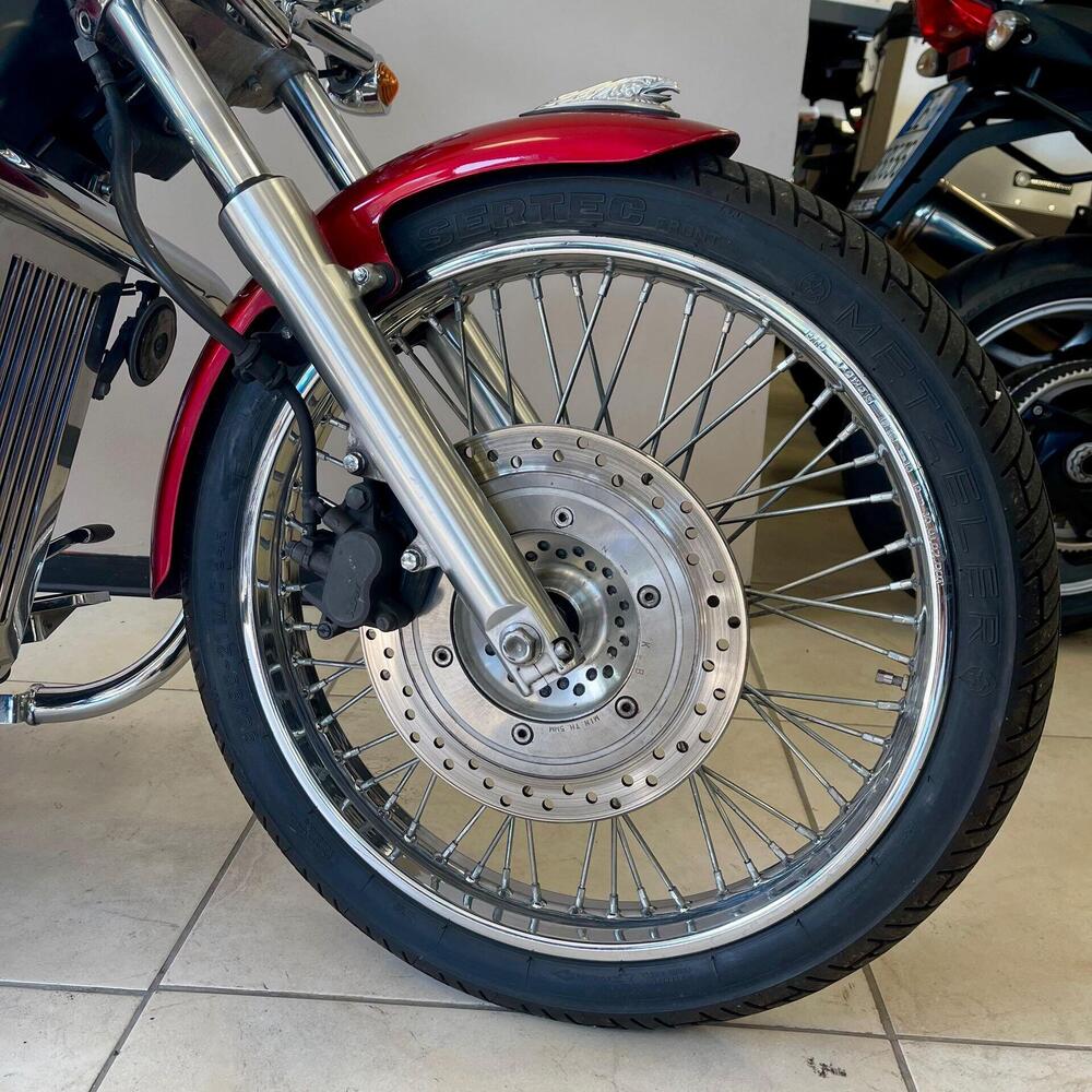 Honda VT 750 Shadow Spirit (9)