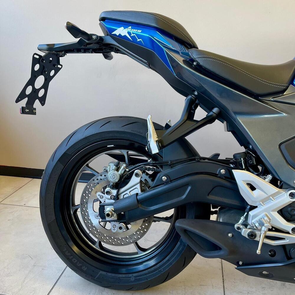 QJ Motor SRK 550 RS (2024 - 25) (9)