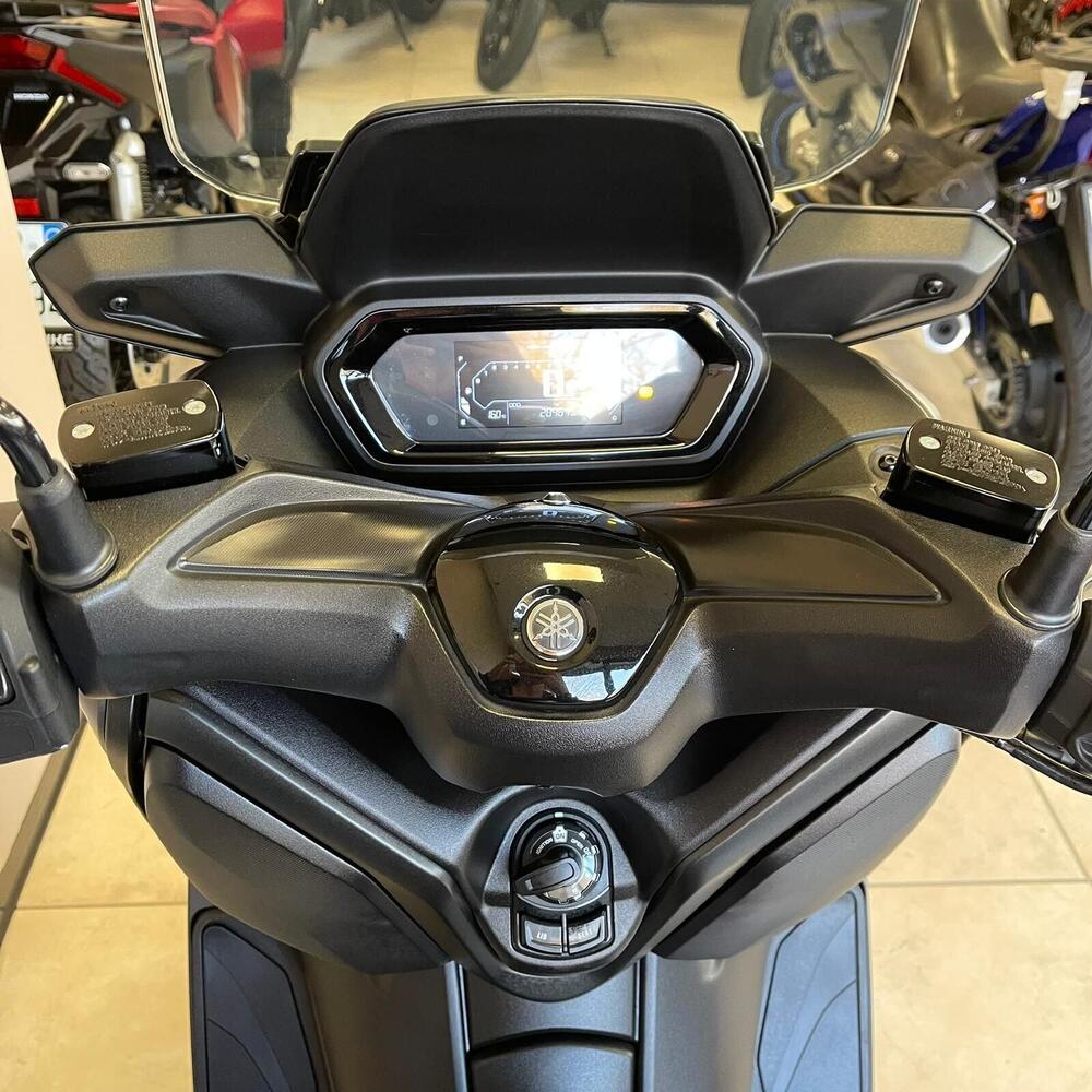 Yamaha X-Max 300 (2021 - 24) (3)