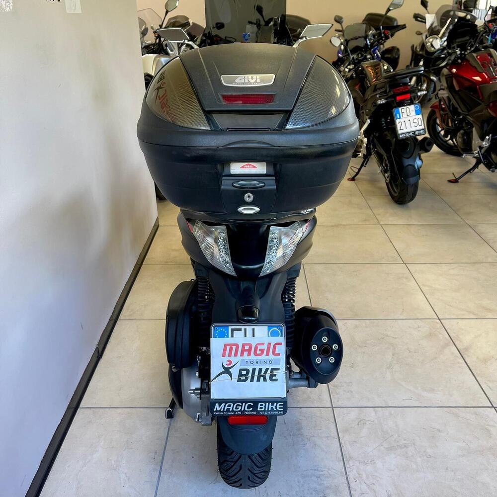 Piaggio Beverly 350 ABS (2016 - 20) (8)