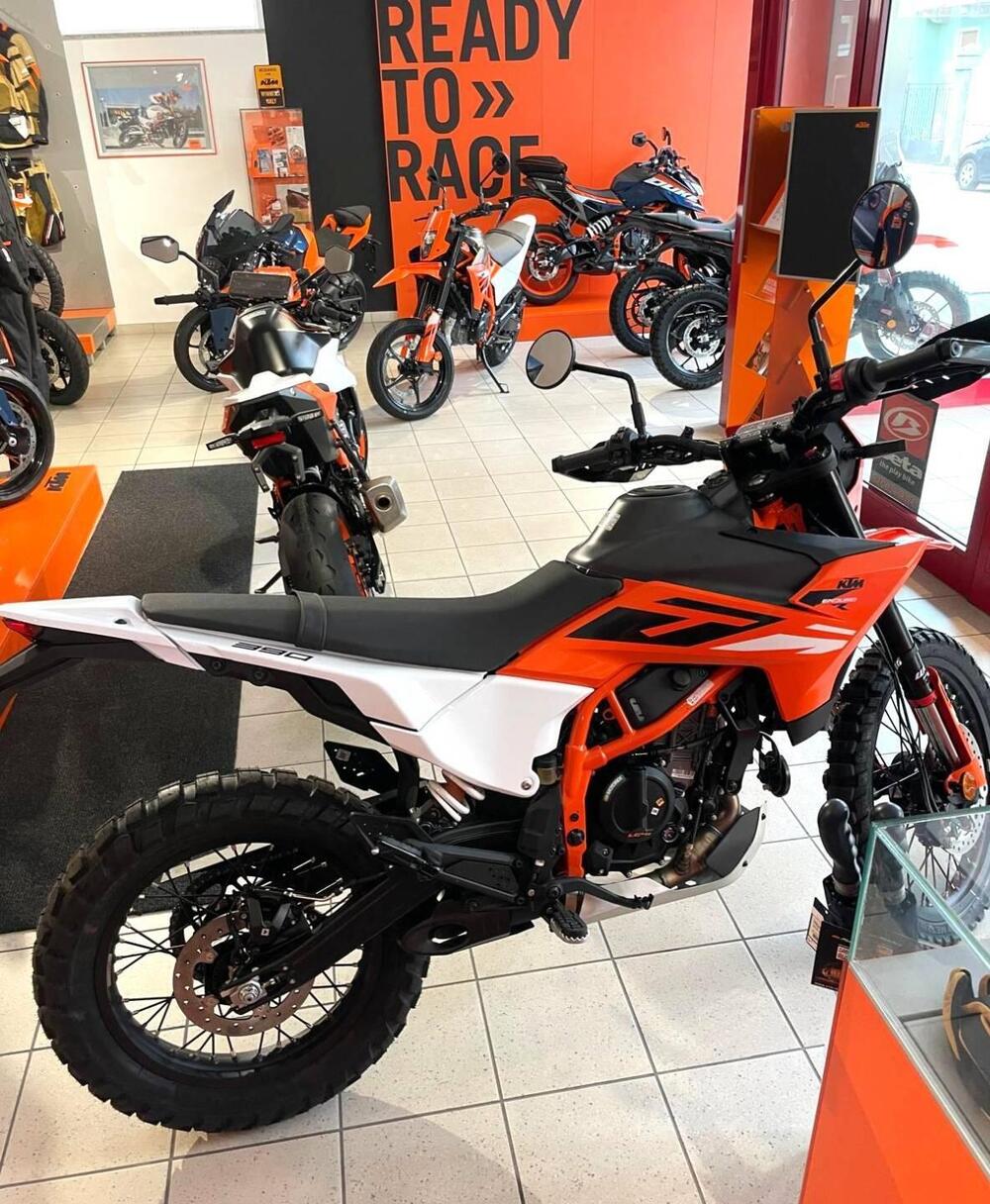 KTM 390 Enduro R (2025 - 26) (2)