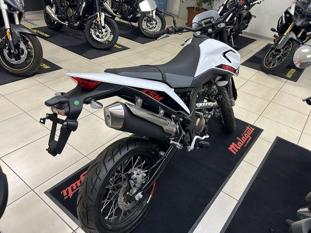 Malaguti XSM 125 (2021 - 26) (4)