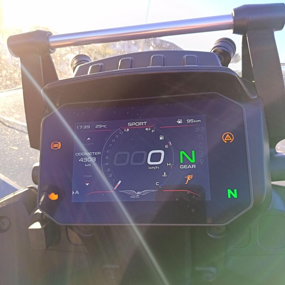 Moto Guzzi Stelvio PFF (2024 - 26) (10)