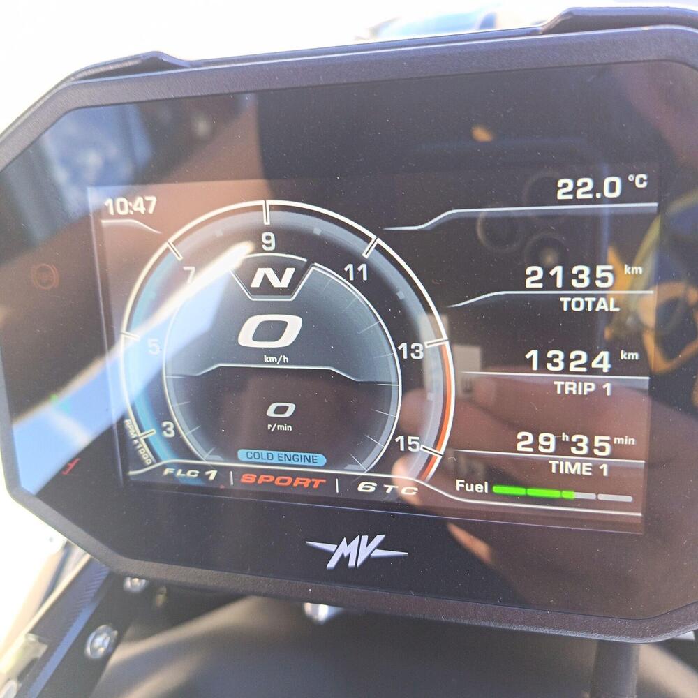 MV Agusta Brutale 1000 RS (2022 - 26) (11)