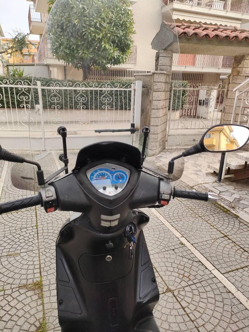 Kymco Agility 150 R16 (13)