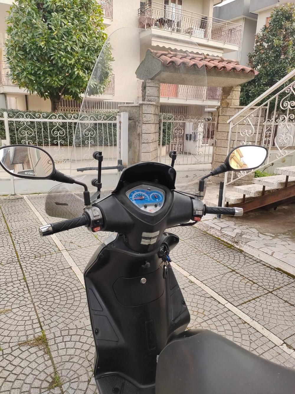 Kymco Agility 150 R16 (14)