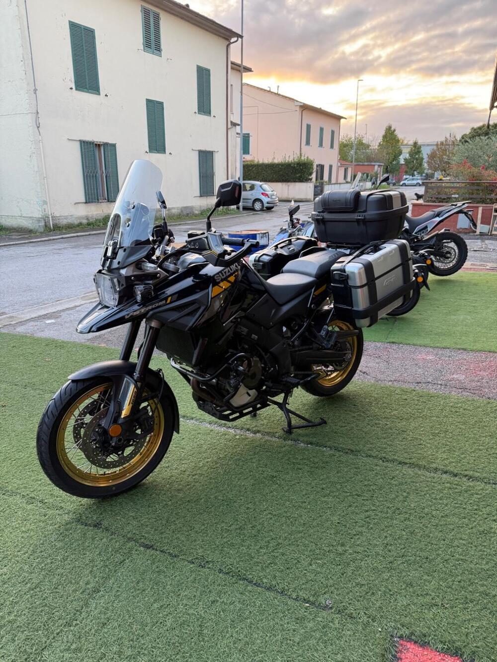 Suzuki V-Strom 1050XT (2020 - 23) (4)