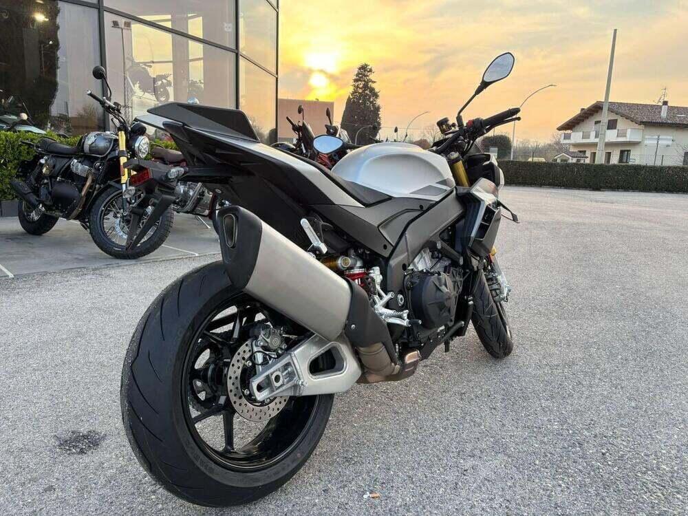 Aprilia Tuono V4 (2025 - 26) (7)