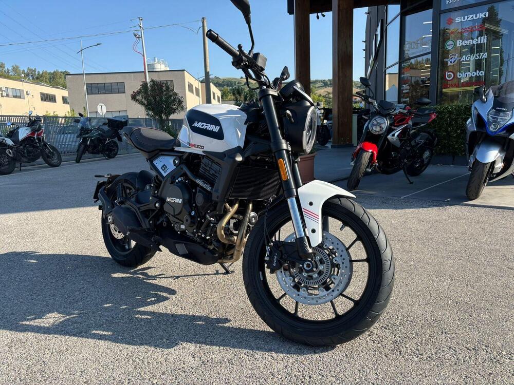 Moto Morini SEIEMMEZZO STR (2022 - 26) (2)