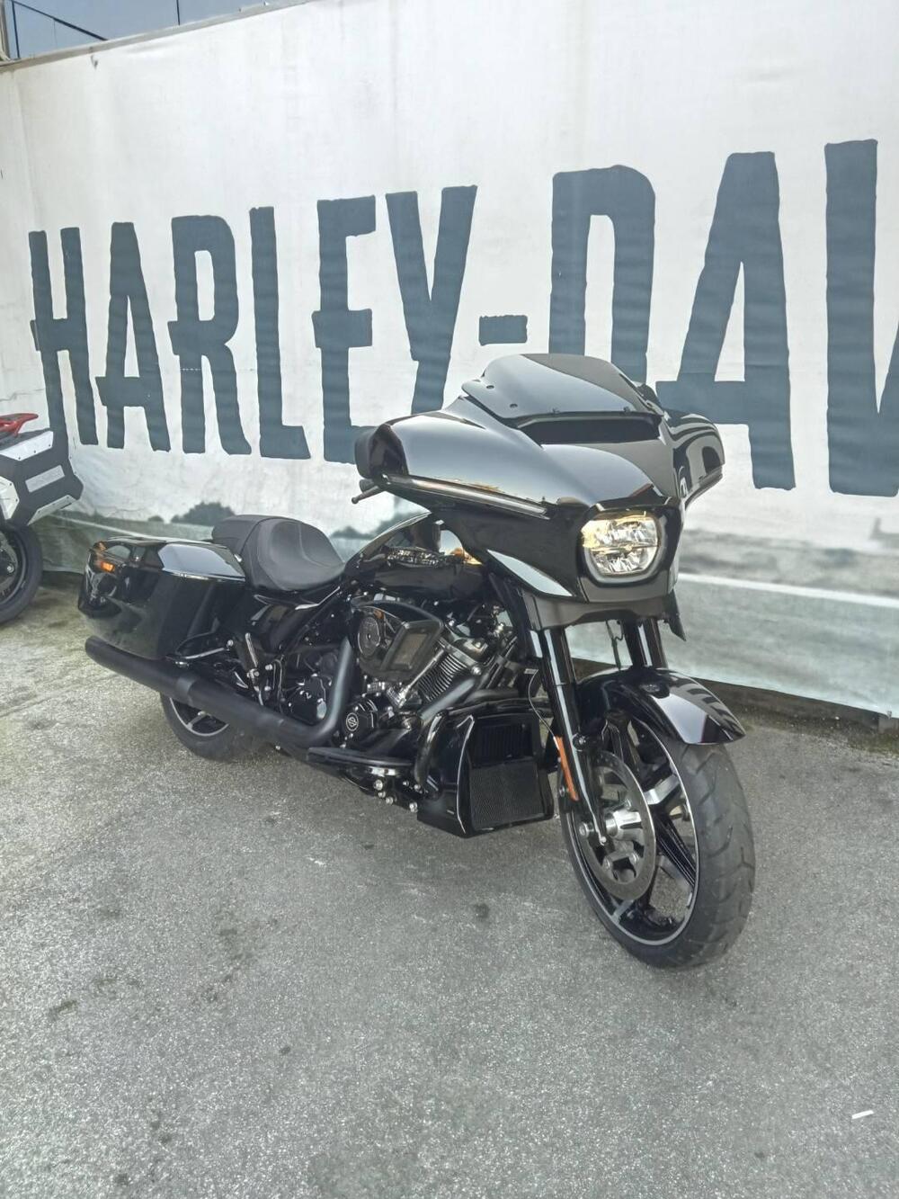 Harley-Davidson Street Glide (2024 - 26) (2)