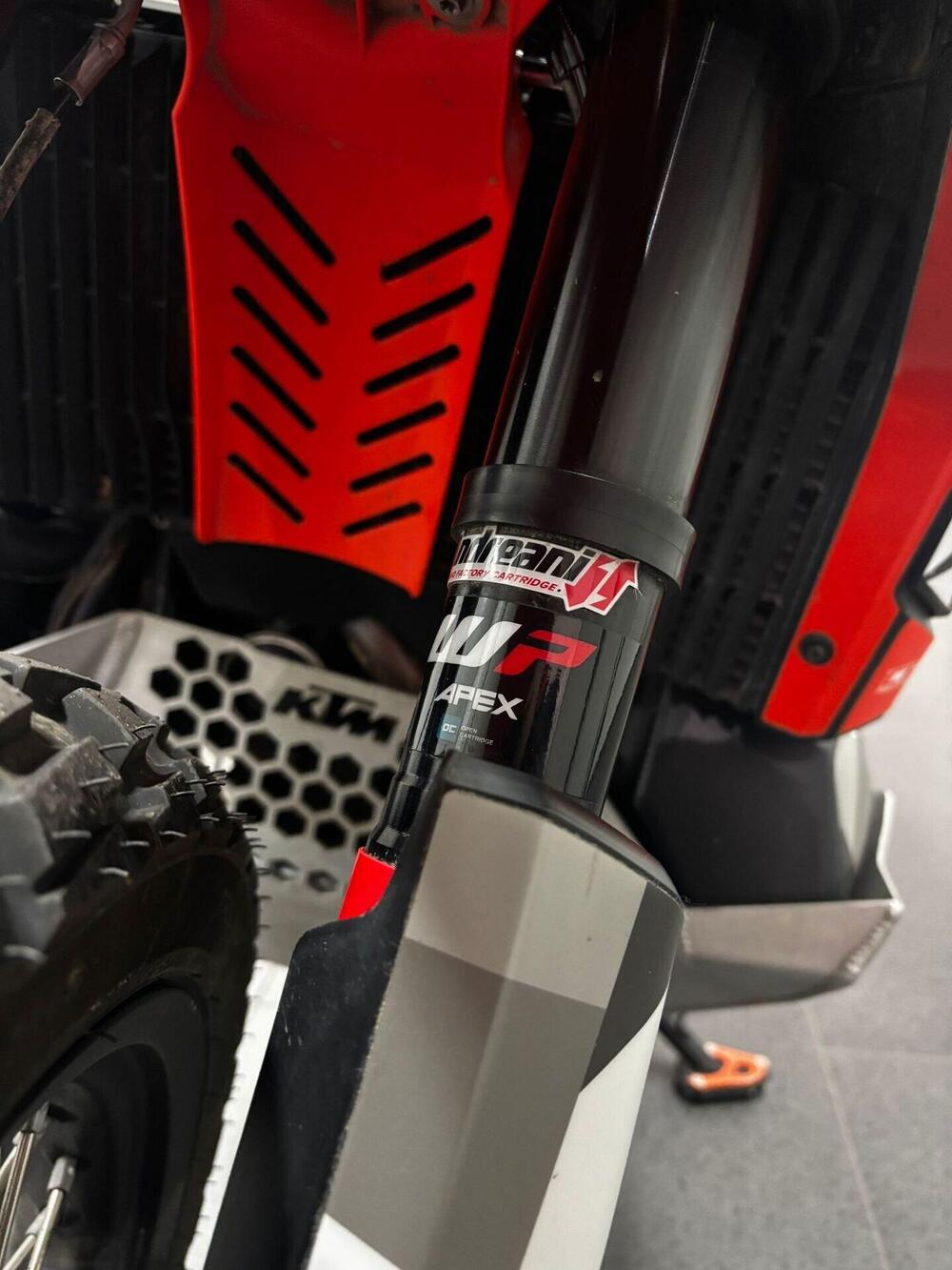 KTM 790 Adventure (2025 - 26) (3)