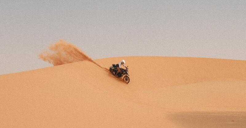 Alex Costa racconta il viaggio da Barcellona a Citt&agrave; del Capo allo stand KAPPA al Motor Bike Expo