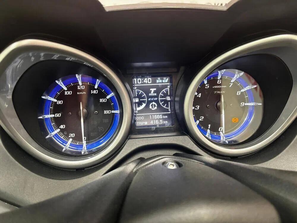 Yamaha T-Max 530 DX (2017 - 19) (4)