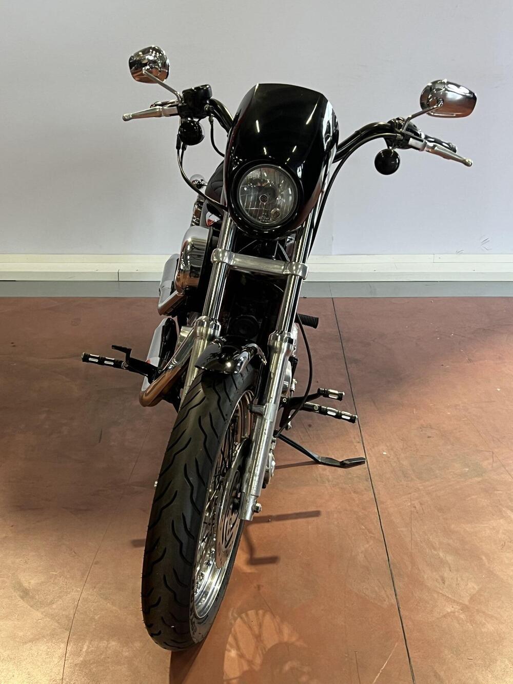 Harley-Davidson 883 Low (2006 - 07) - XL 883L (3)